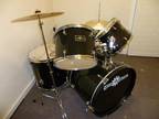 DRUMS,  FULL size starter drum kit g4m black as new...